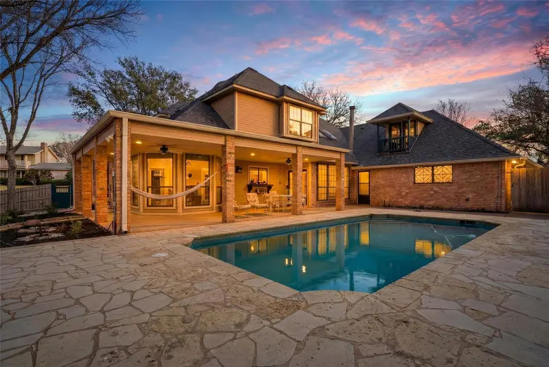 804 Wooded Crest