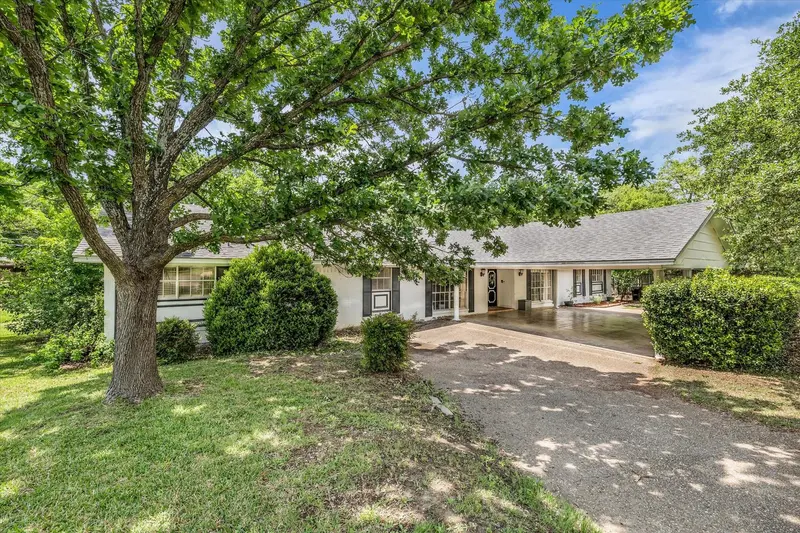 1208 Knotty Oaks Dr